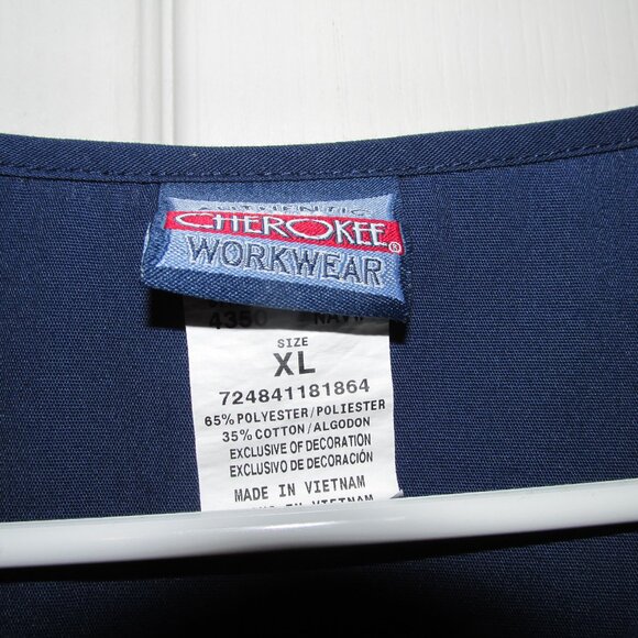 Scrub Jacket - Picture 3 of 5